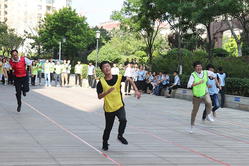 澳门49码十二生肖玩法规则党委举办【光耀先锋 “新新”向荣】主题党建活动(图5)