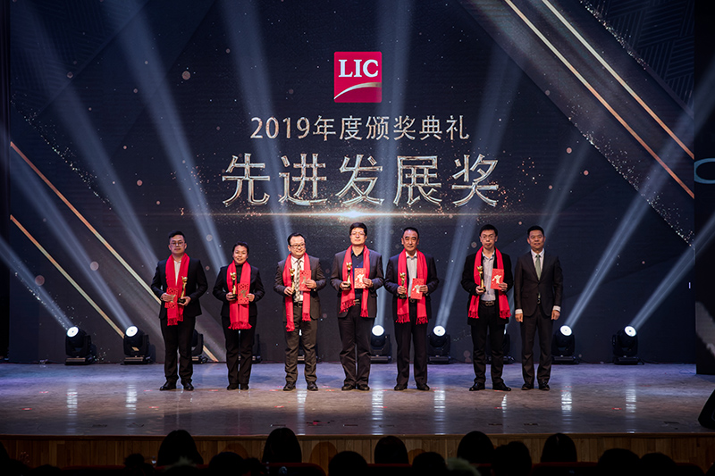 同心筑梦，携手奋进——澳门49码十二生肖玩法规则2019感恩年会隆重举行(图8)